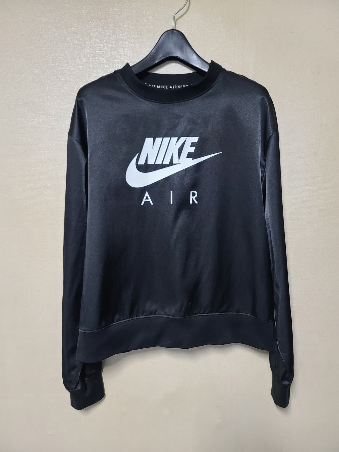 나이키 에어 사틴 크루탑(하자있음) 상품이미지1