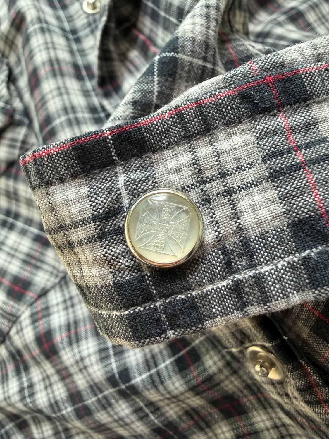 웨스트코스트차퍼 2000‘s 아이언크로스 셔츠*트레쉬드 상품이미지9