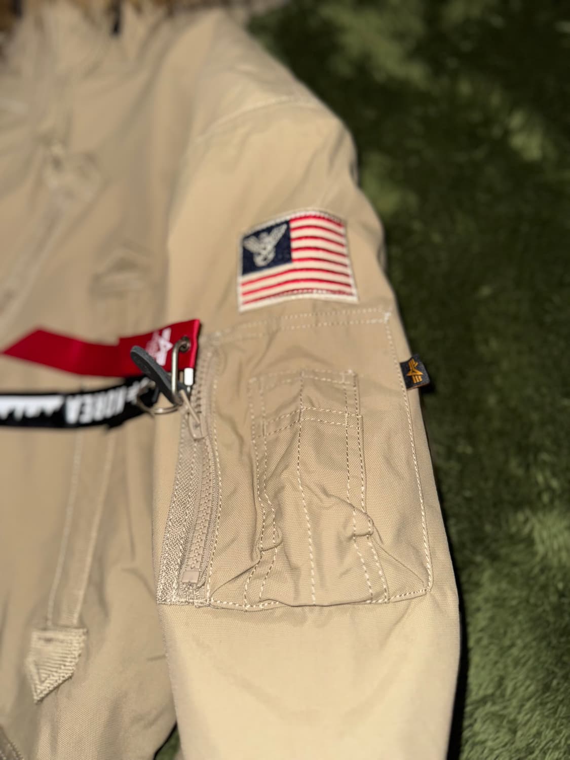 [L] 알파인더스트리 N3B 변형 폴라 헤비 파카 베이지 상품이미지5