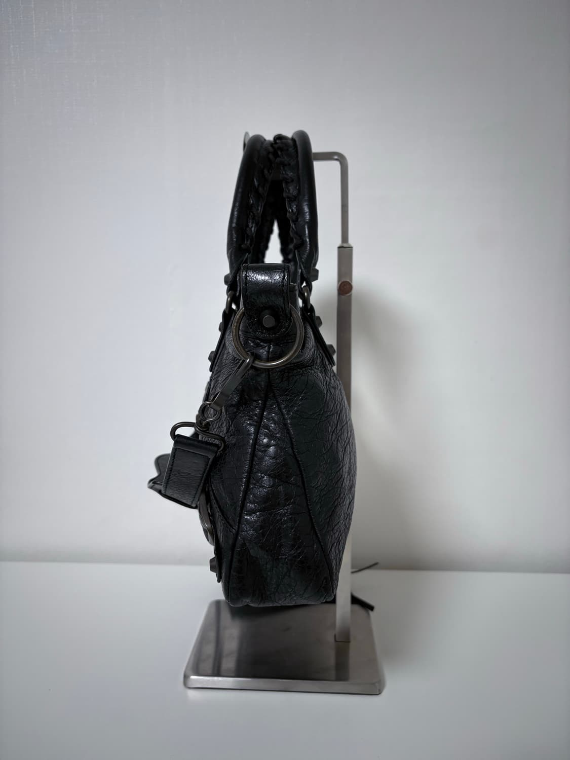 발렌시아가 퍼스트 모터백 블랙 상품이미지3