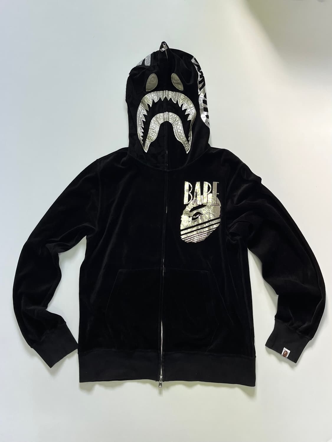 삽니다]베이프 벨루어 후드집업 삽니다 상품이미지1