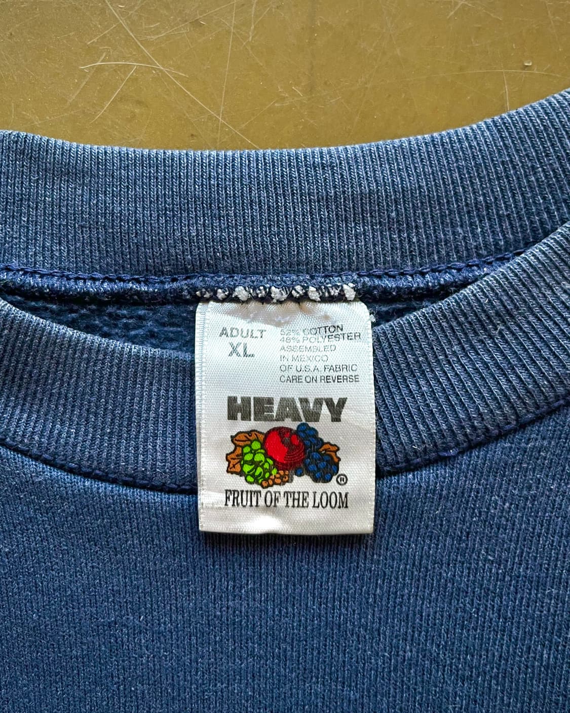 1990s Fruit of the Loom Retro Sweatshirt 상품이미지5