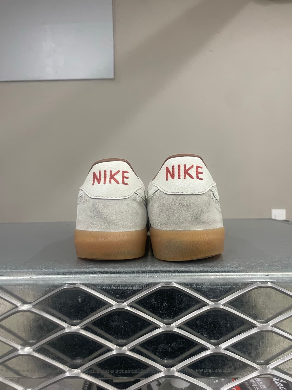 나이키 킬샷 275 상품이미지3