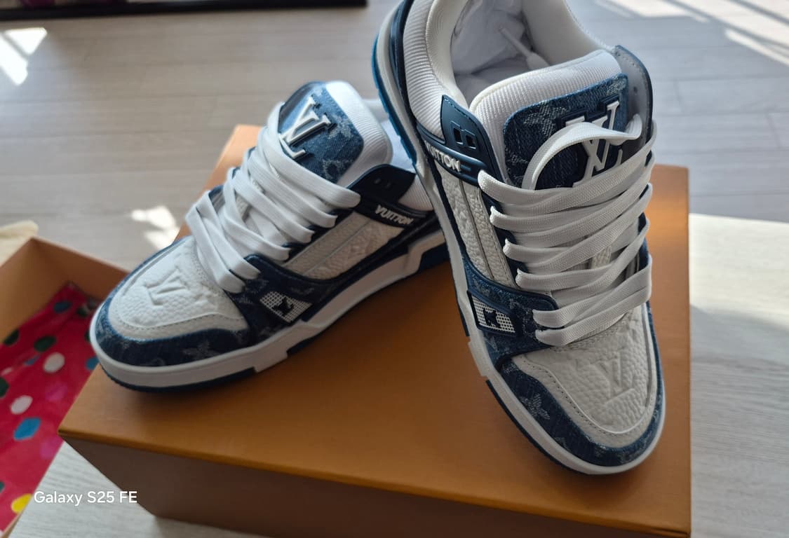 루이비똥스니커즈 상품이미지1