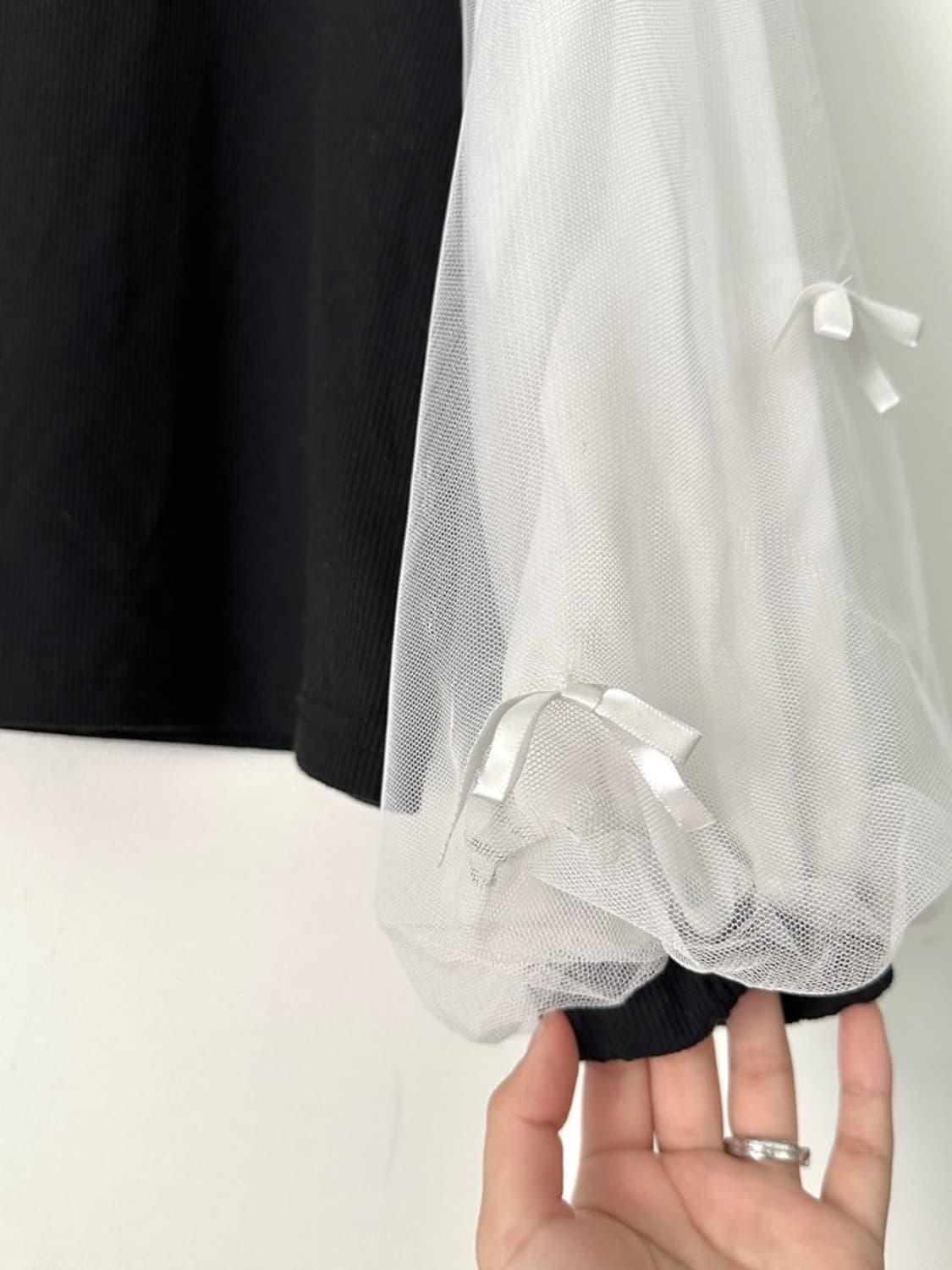 Ribbon mesh top / black & white 상품이미지3