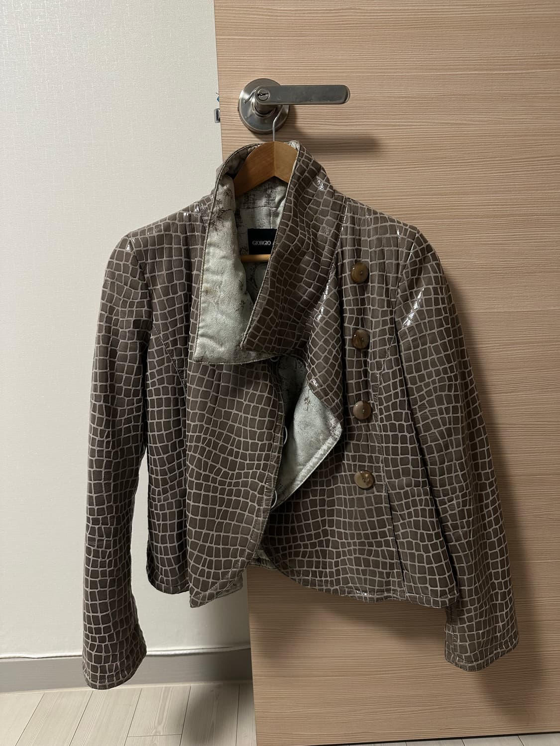 조르지오 아르마니 가죽자켓 사이즈42 (정품, 착샷0) 상품이미지1