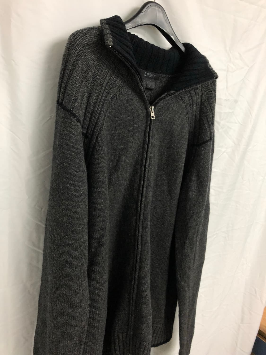 DKNY 상품이미지4