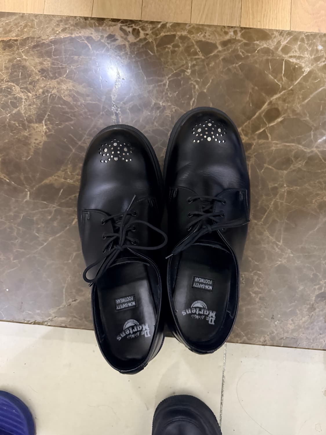 닥터마틴 st 브로그 실버토 1461 상품이미지2