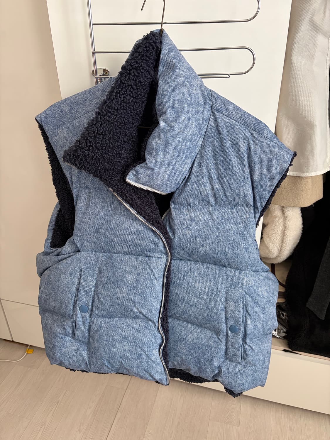 이로 iro paris 양털 데님 패딩 조끼 상품이미지1