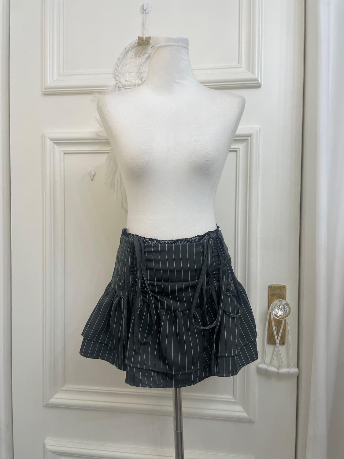 charcoal stripe shirring bow mini skirt 상품이미지1