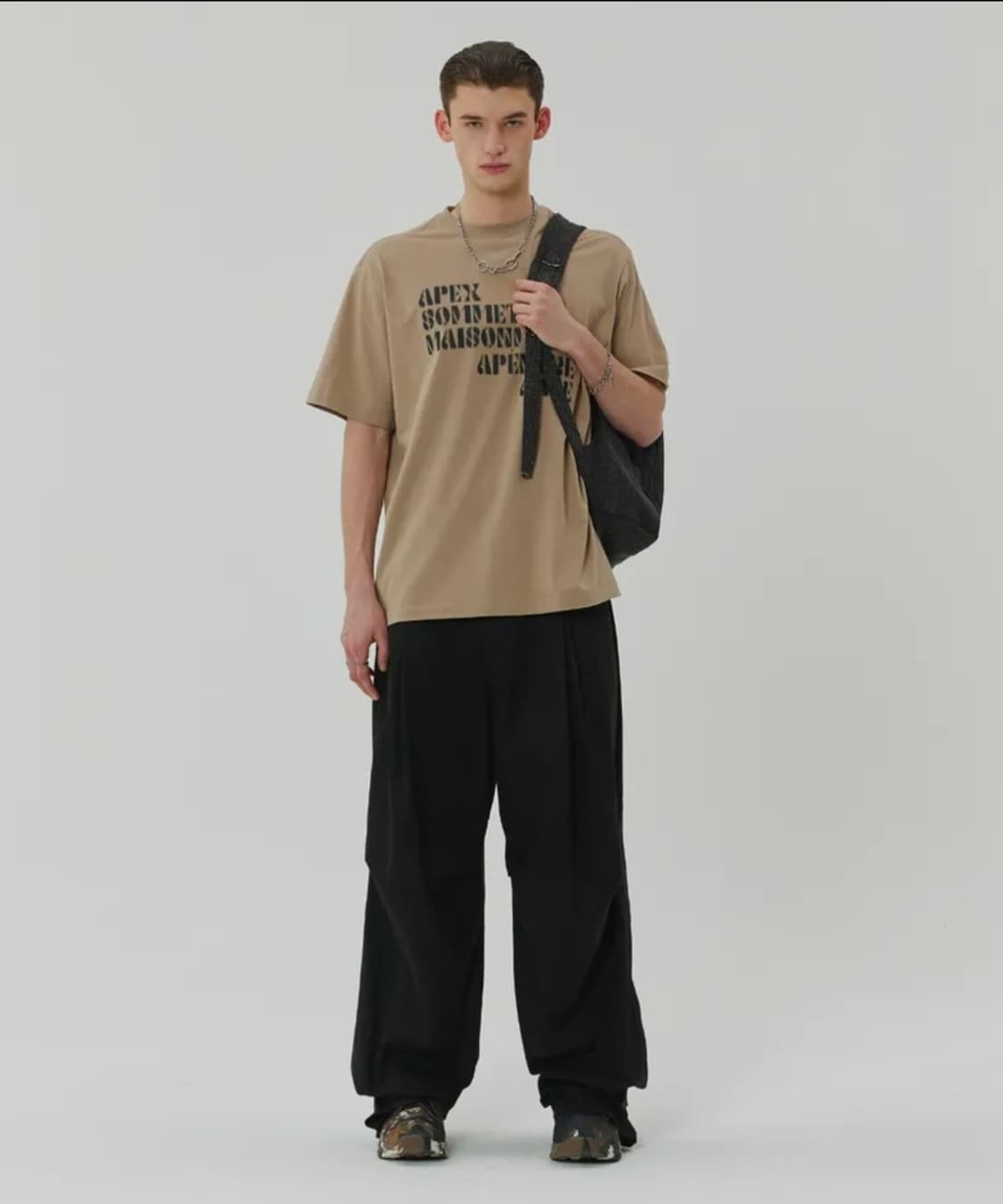 새상품 L ) 메종 미네드 APEX COMMET 반팔티 상품이미지2