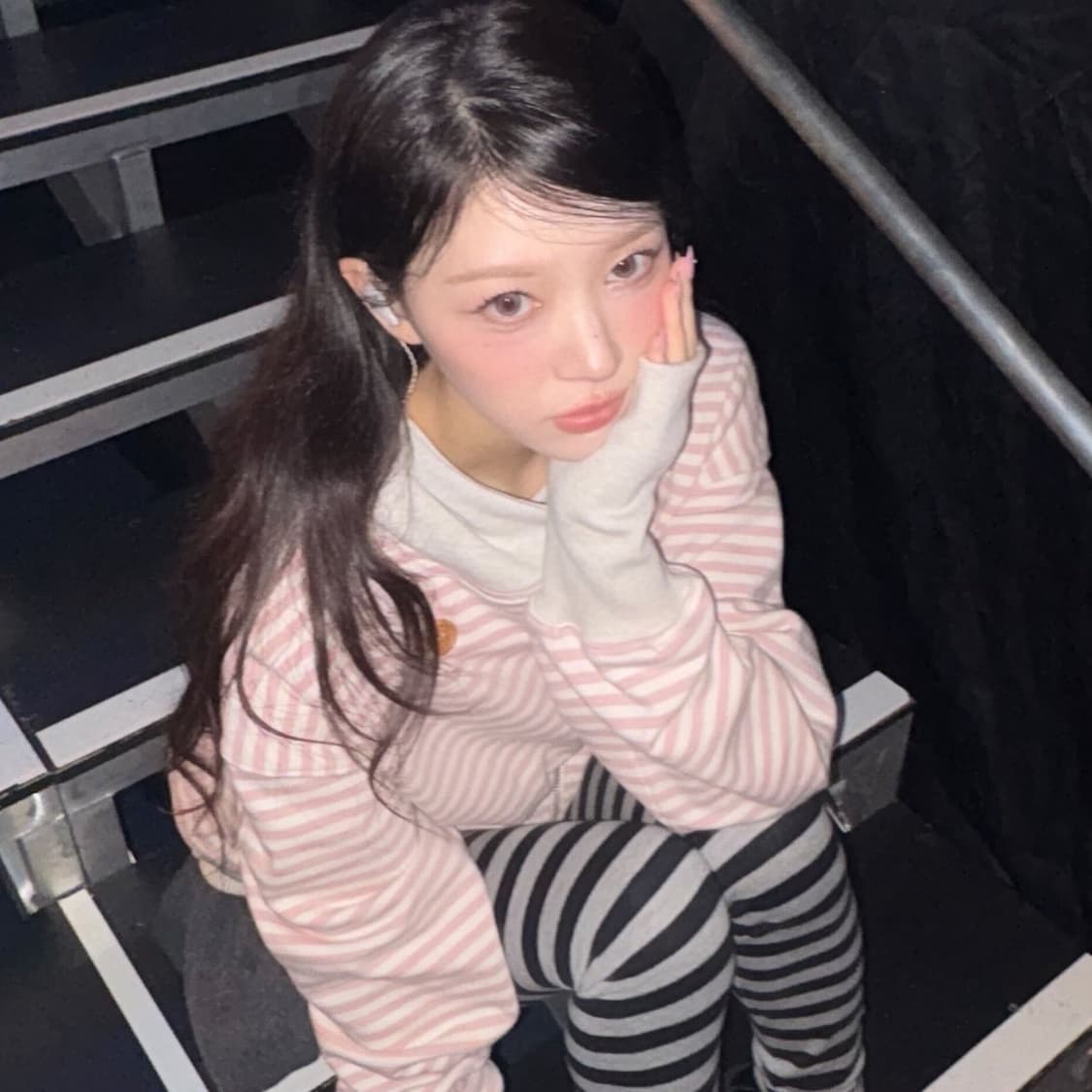 더뮤지엄비지터후드집업 stripe unbalced zipup hoodie 상품이미지3