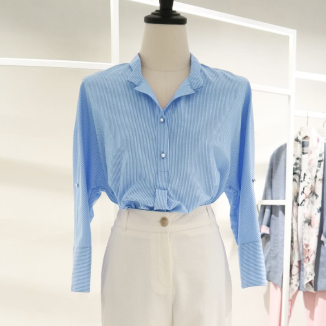 잇미샤(it michaa) 스트라이프 진주버튼 셔츠 55-66 새상품 상품이미지3