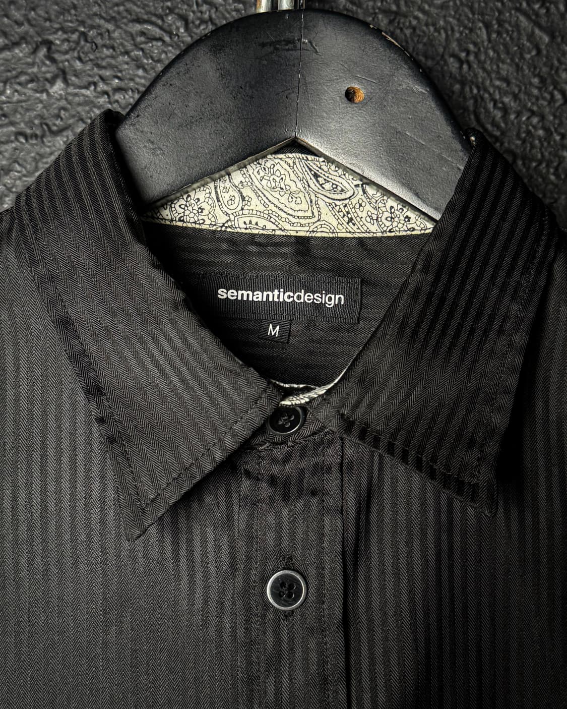 semantic design – Black Glossy Shirt 상품이미지7