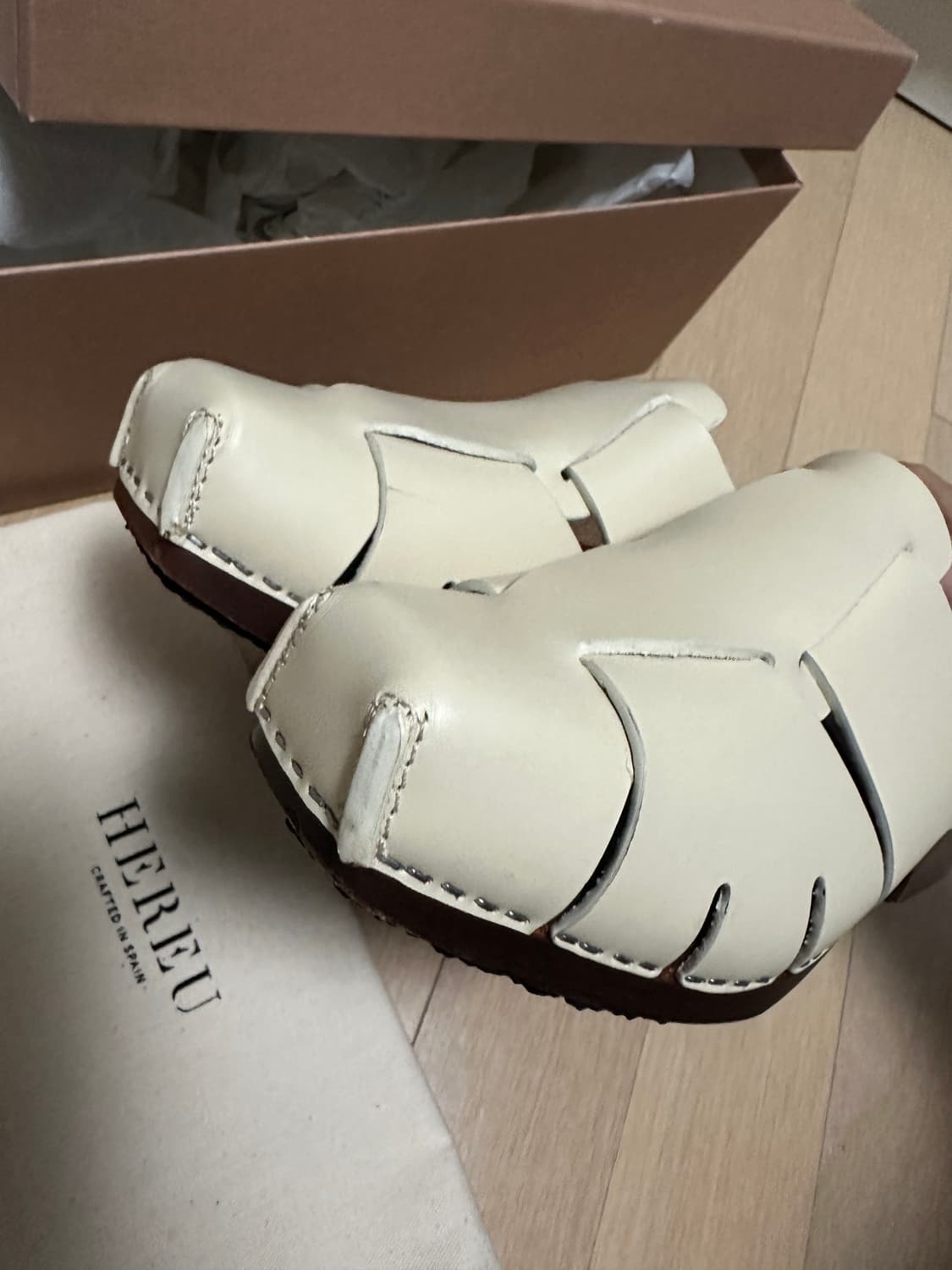 헤레우 루시아 커스터드 클로그 로퍼 36 상품이미지5