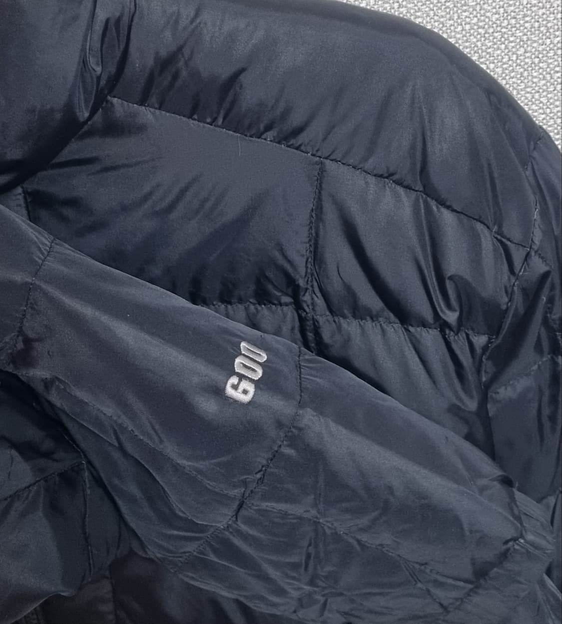 L (100) 노스페이스 블랙 구스 경량패딩 상품이미지2