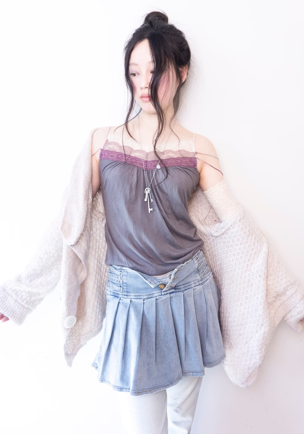 Eyelet detail 3buttons denim skirt pants 상품이미지3