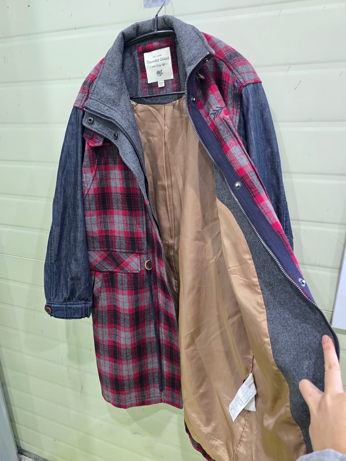 써스데이 아일랜드 체크 데님 롱 코트 S 상품이미지8
