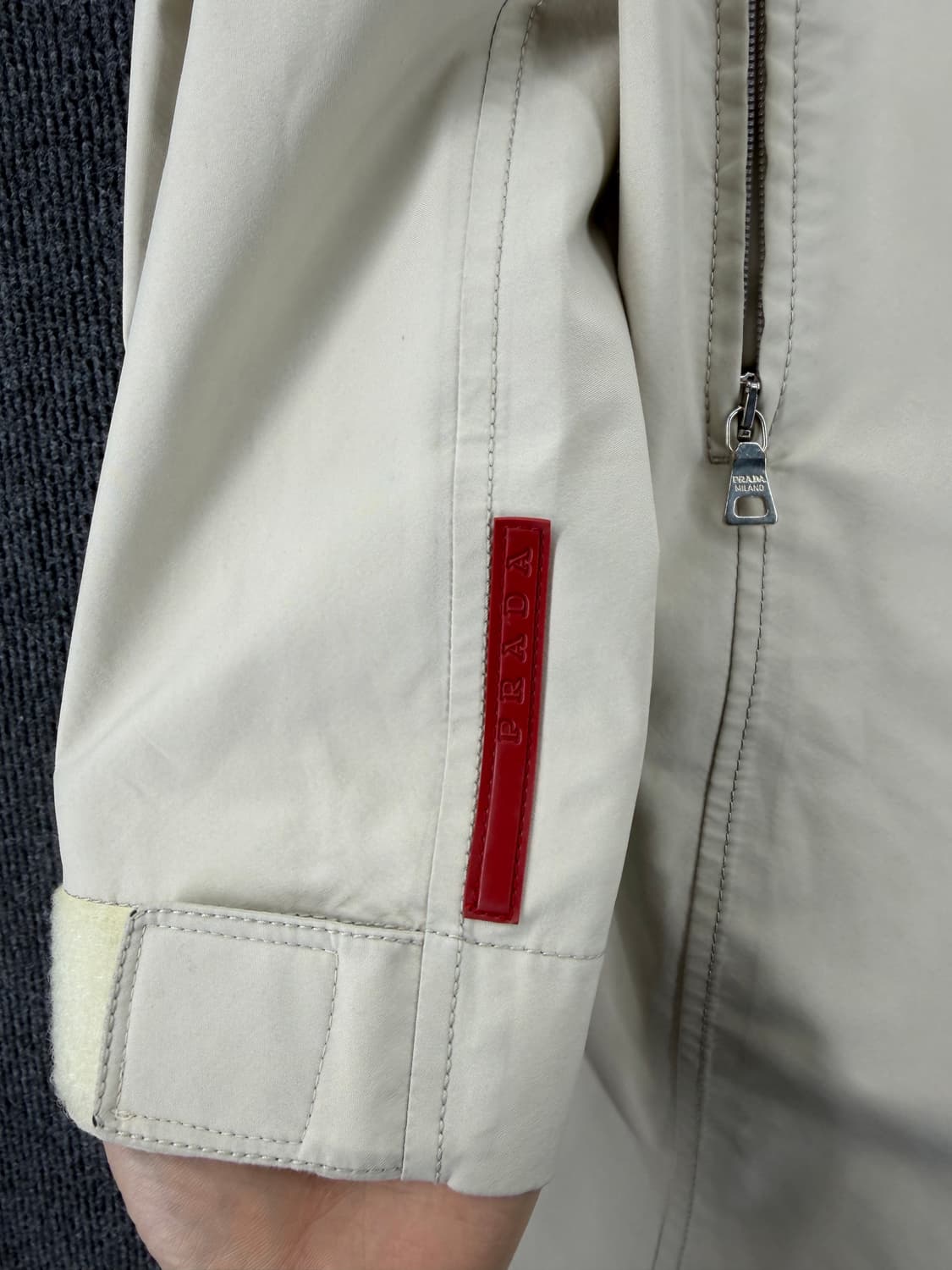 00s 프라다 스포츠 고어택스 2way 자켓 상품이미지4