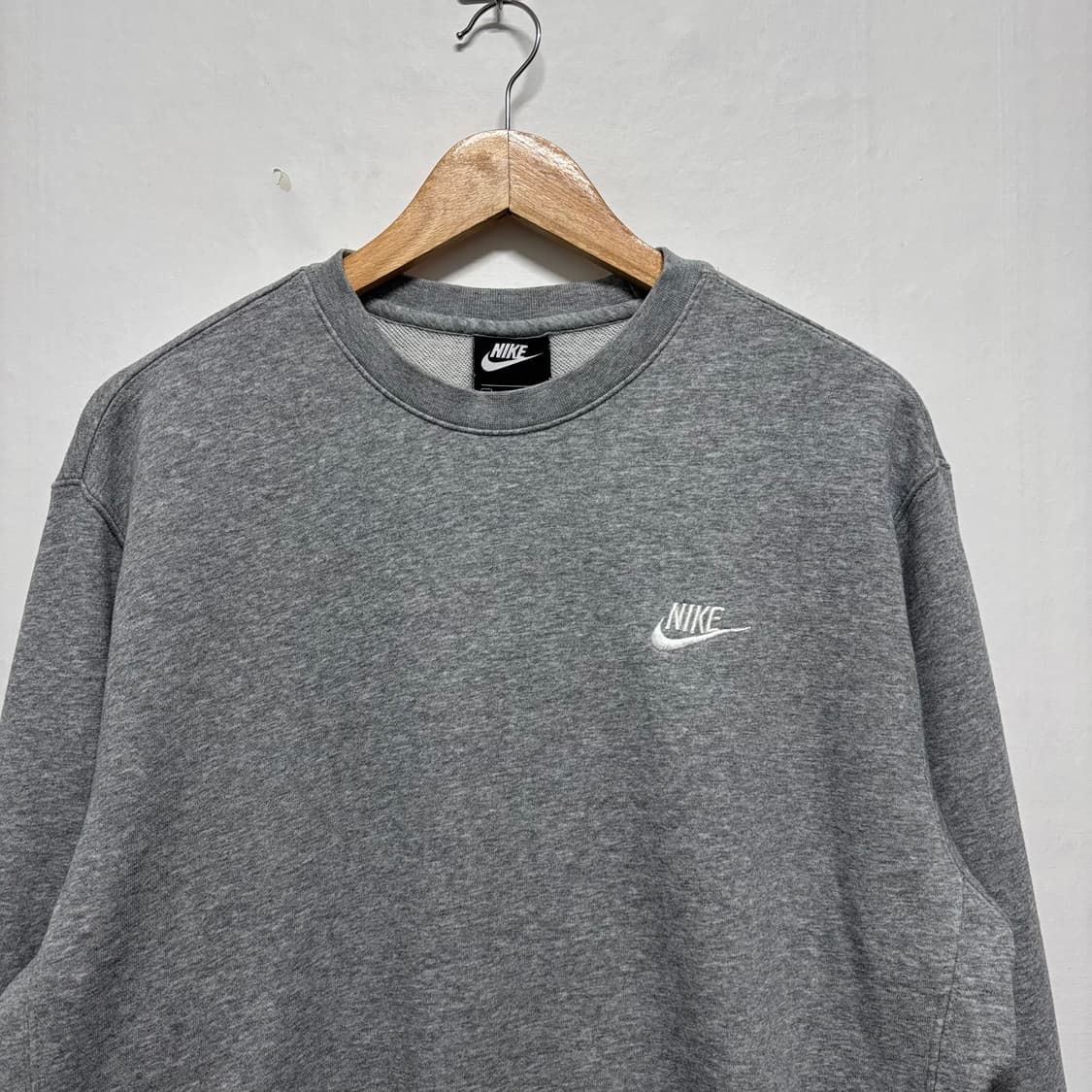 나이키 그레이 맨투맨 상품이미지2