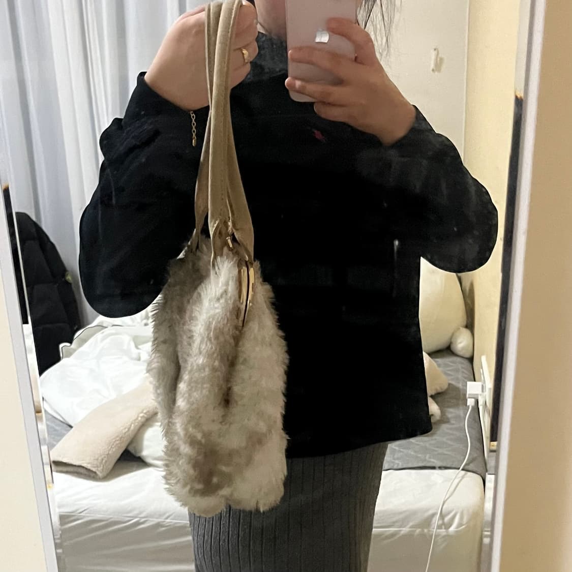 갸루깔 세실맥비 빈티지 퍼 가방 상품이미지3