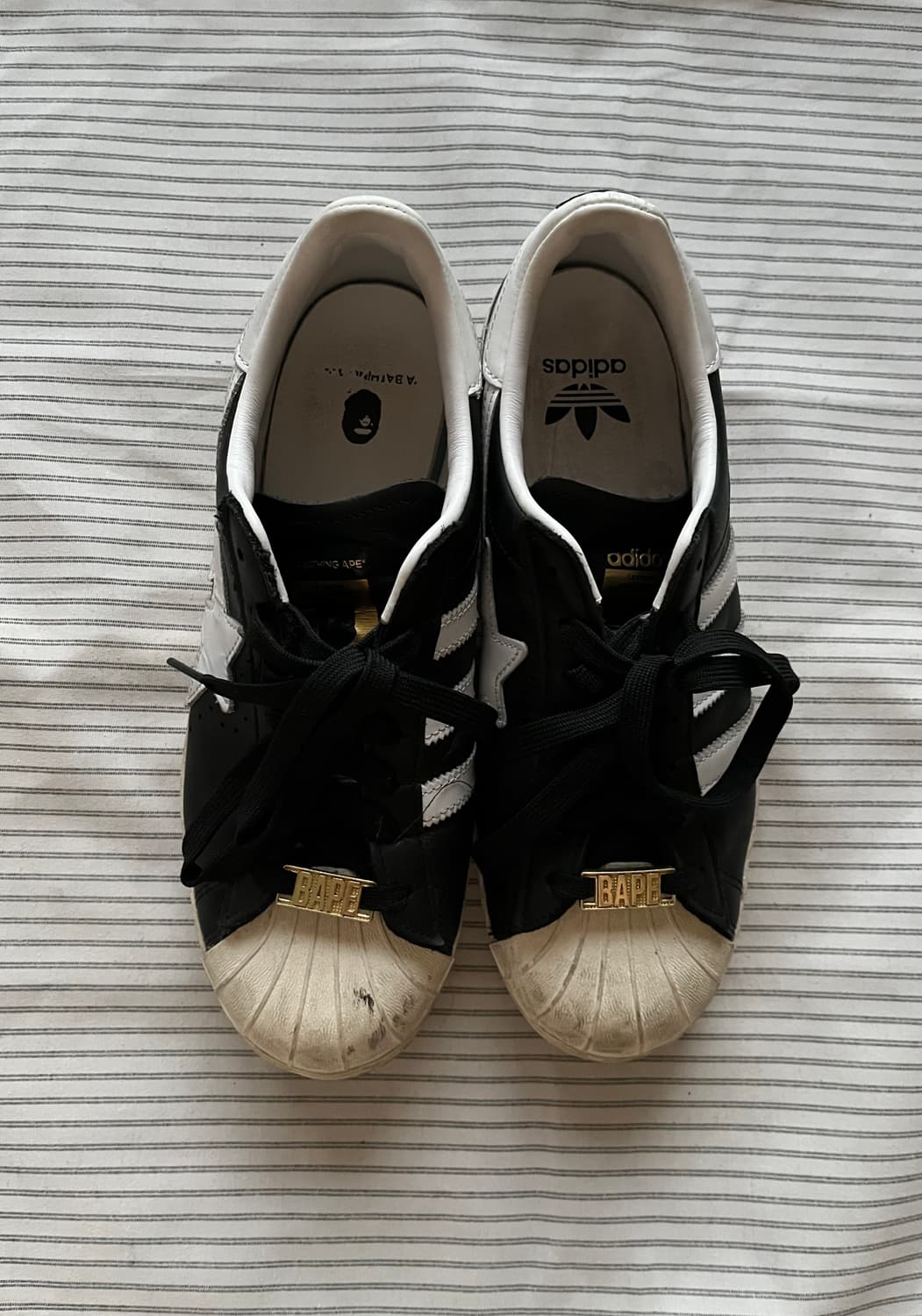 베이프 x 아디다스 오리지널스 슈퍼스타 스니커즈 (250) 상품이미지2
