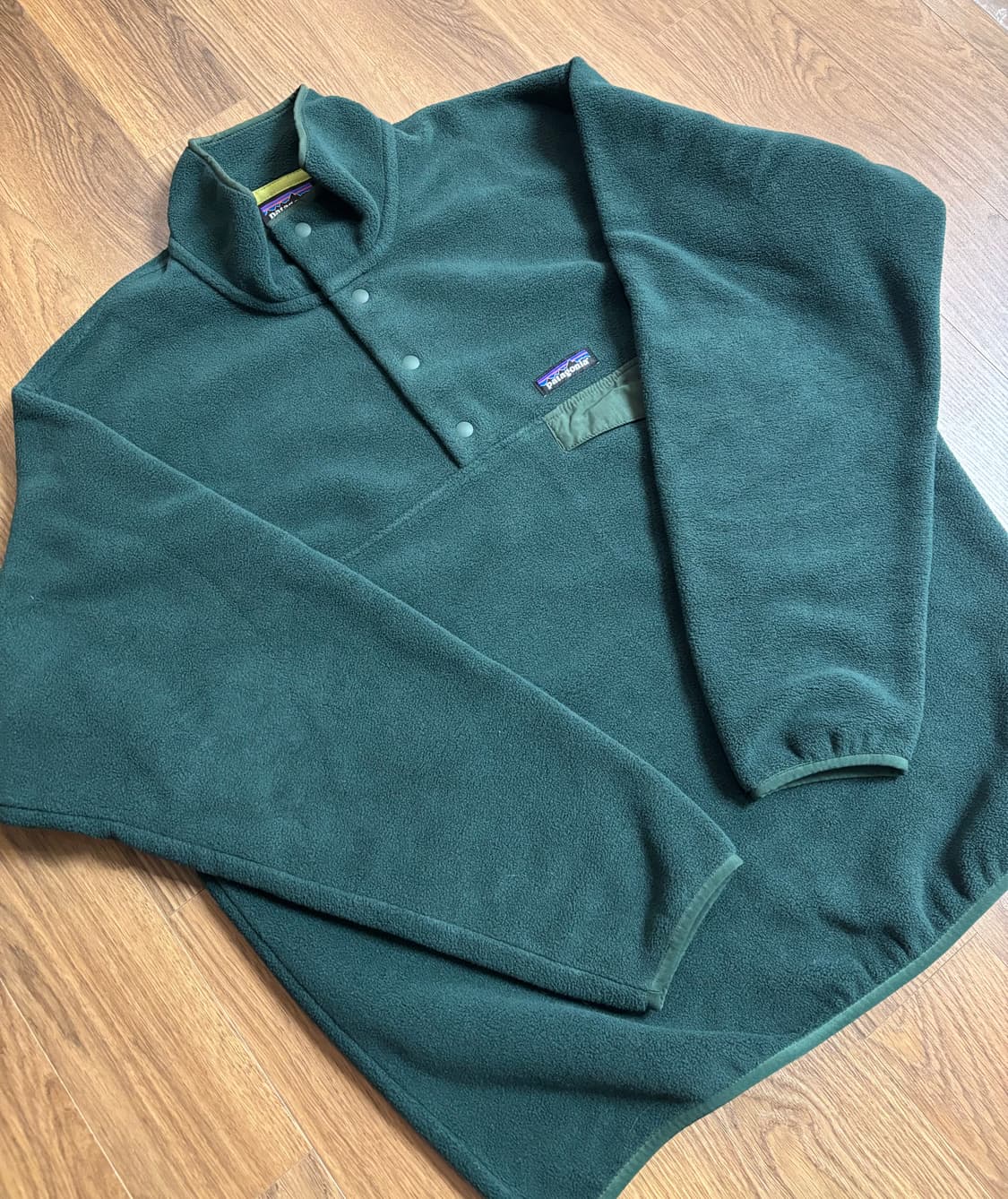 파타고니아 헤비웨이트 신칠라 노던 그린 M 사이즈 판매합니다. 상품이미지2