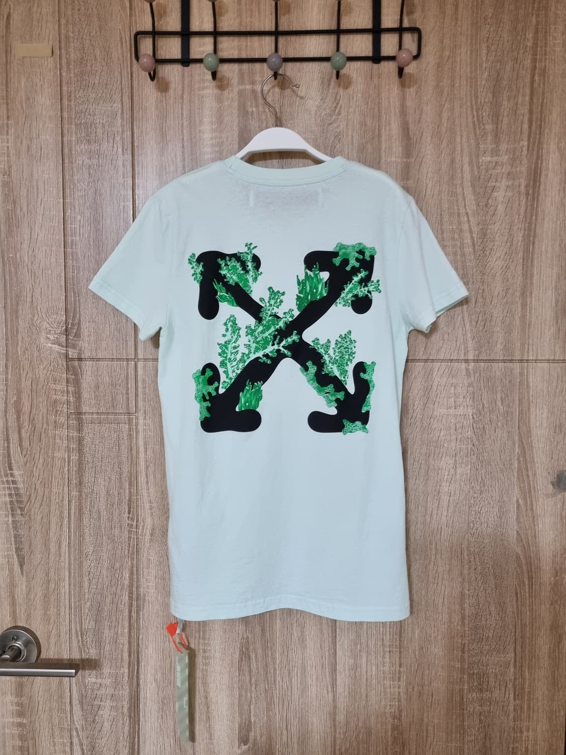 오프화이트 반팔티  상품이미지1