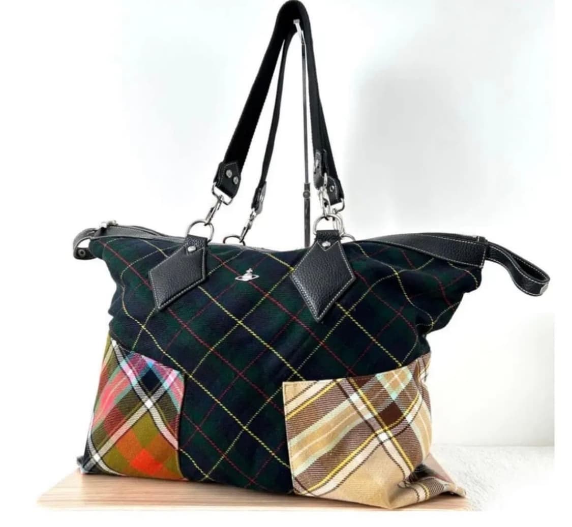 비비안웨스트우드 타탄체크 숄더백 상품이미지1