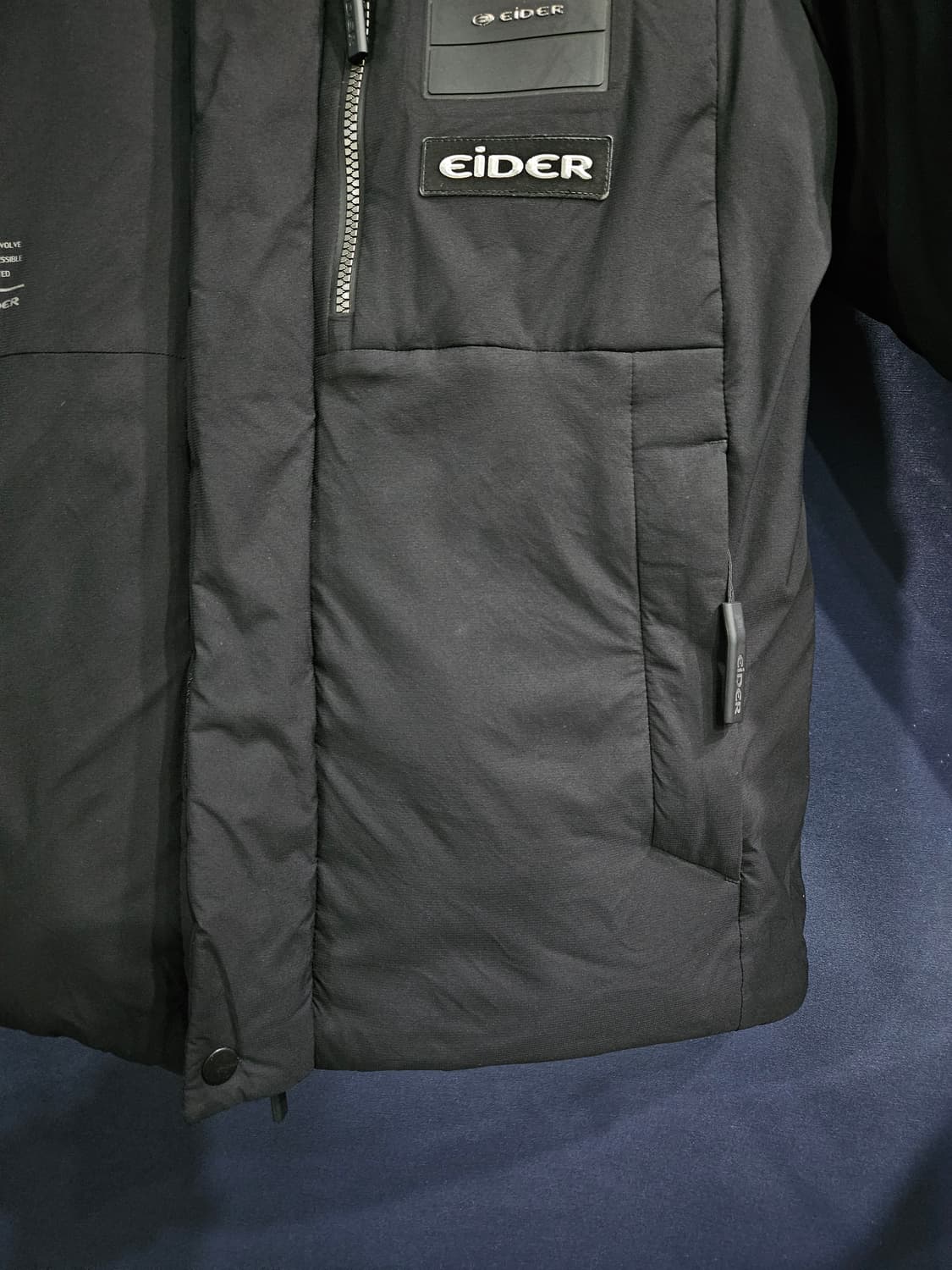 아이더 블랙컬러 남성 95 구스다운 대장급 패딩  상품이미지6