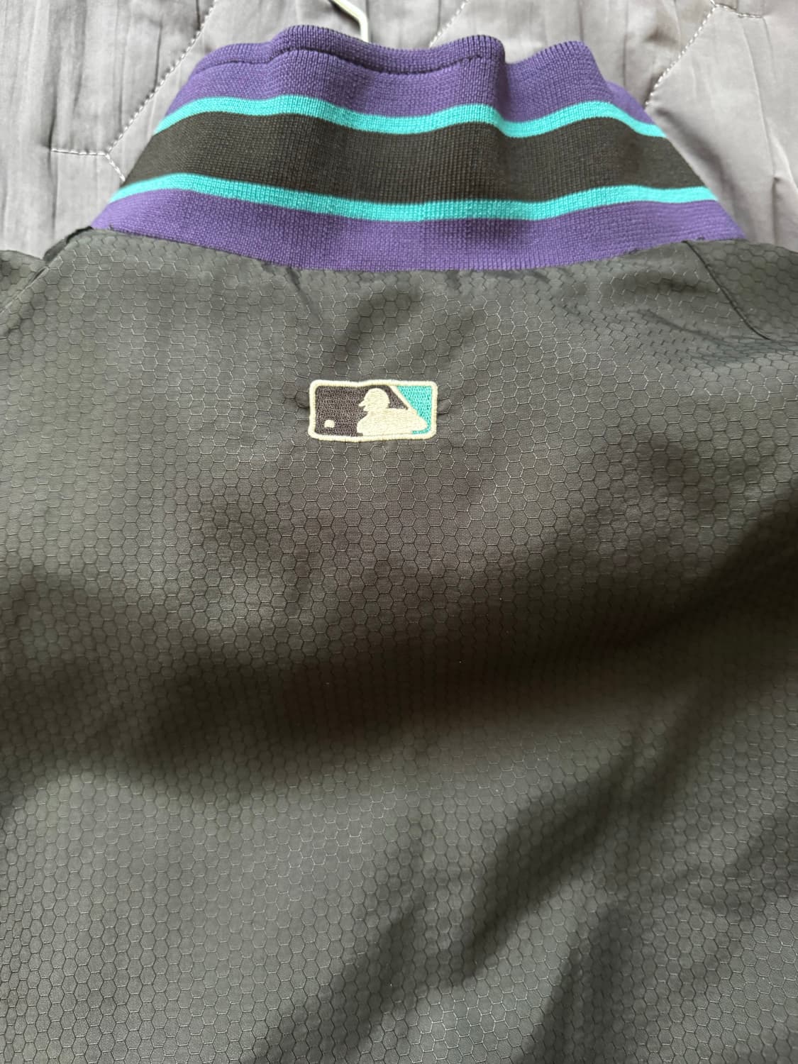 마제스틱 애리조나 다이아몬드 스타디움 점퍼 상품이미지5