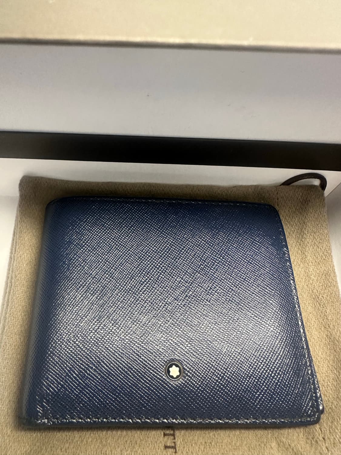 몽블랑 반지갑 사피아노 네이비 상품이미지1