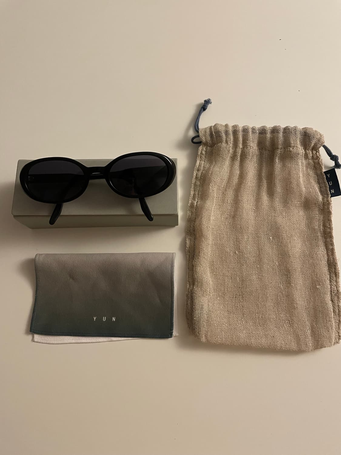 윤(YUN) OTTO II 블랙 선글라스 상품이미지3