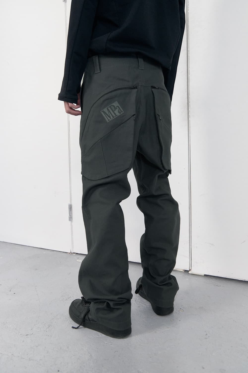 플라스틱프로덕트  MPa PLANT UTILITY PANTS (L사이즈) 상품이미지2