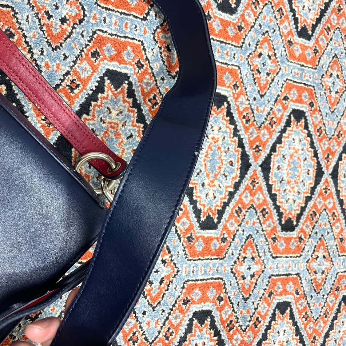 타미힐피거 네이비 미니 크로스백  상품이미지8