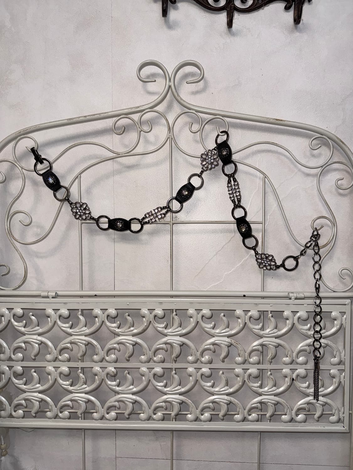 Black oriental flower cubic chain belt  상품이미지1