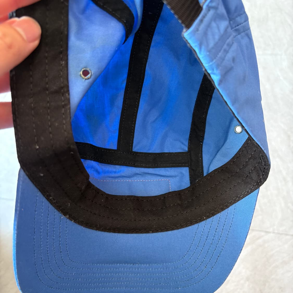 21ss 슈프림 리버스 라벨 블루 체크 캡  상품이미지5