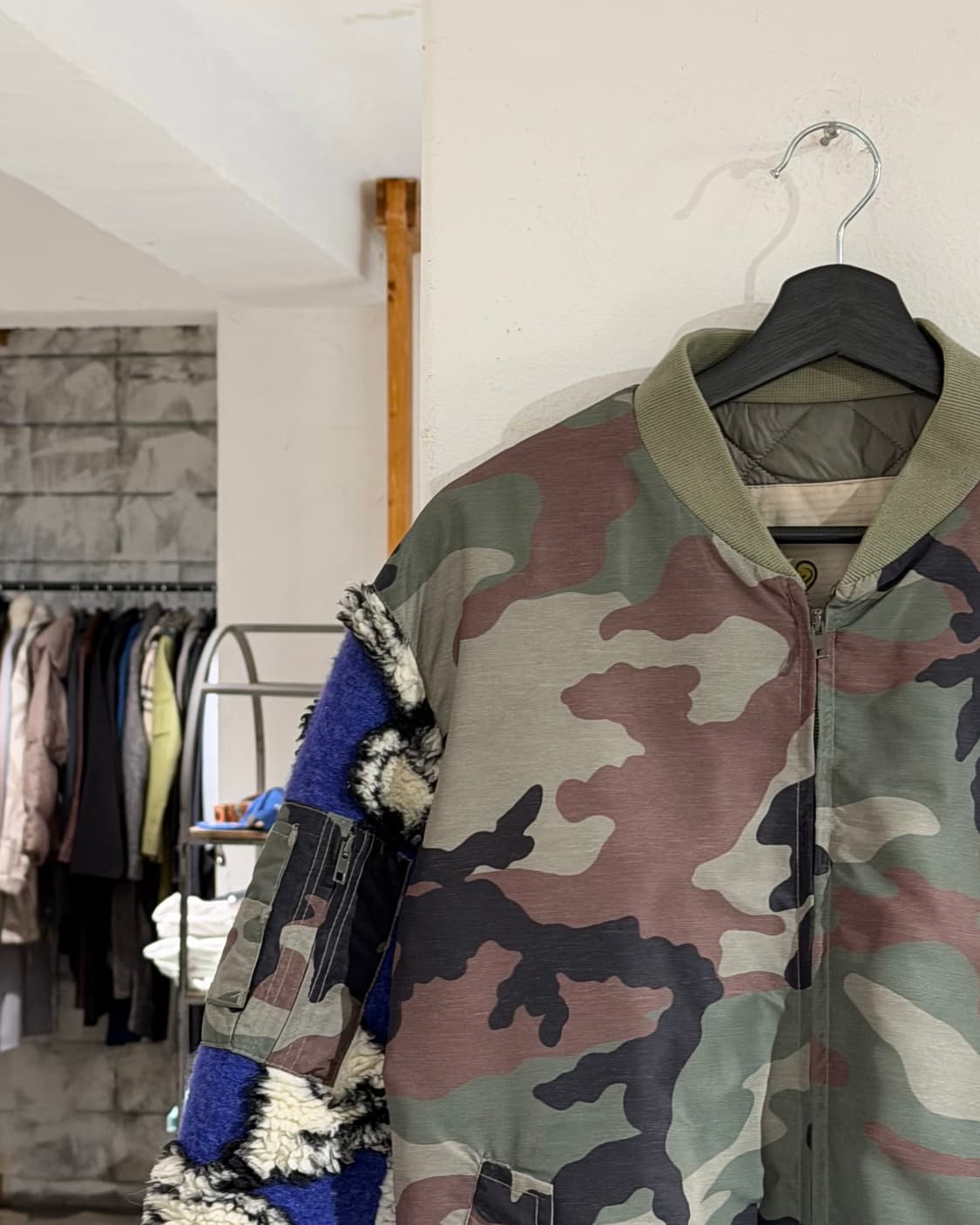 히스토리 리핏츠 카키 카모 울 슬리브 봄버 자켓 상품이미지2