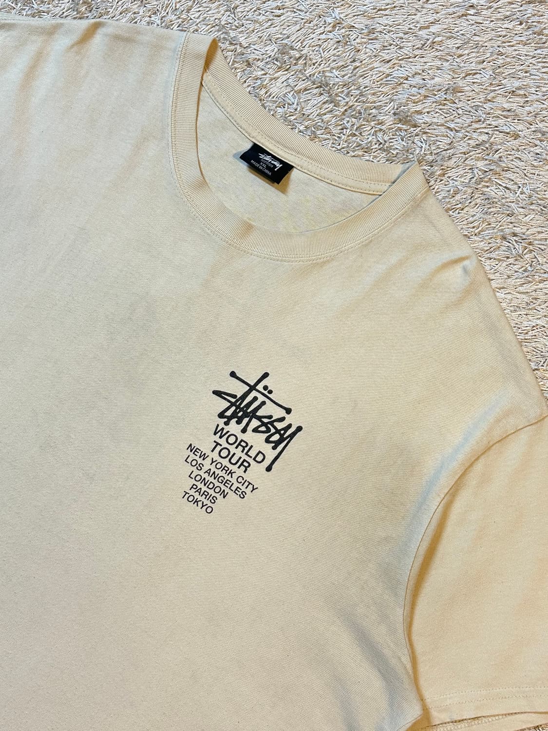 스투시 STUSSY 월드투어 반팔 티셔츠 아이보리 상품이미지3