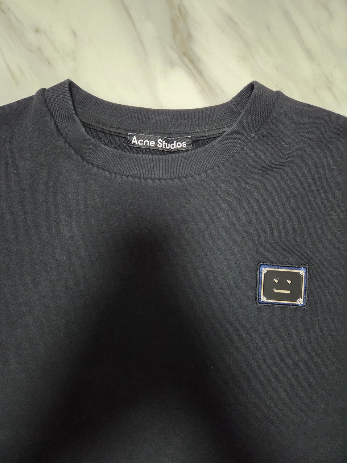 아크네스튜디오 메탈 페이스 오버사이즈 스웻셔츠 상품이미지5