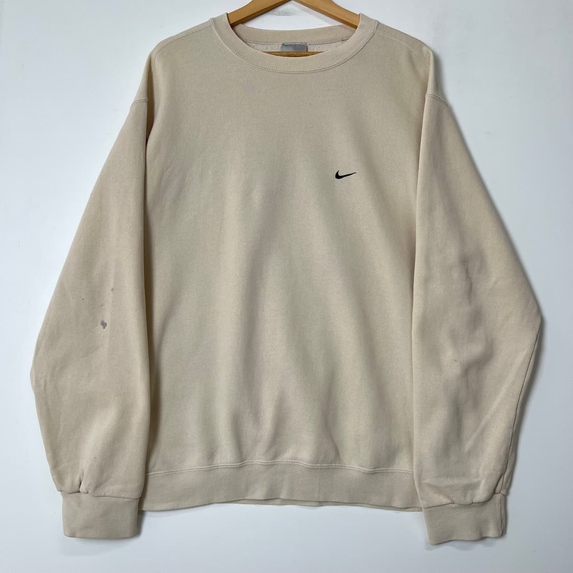 2000s NIKE 나이키 솔로스우시 아이보리 스웻셔츠 상품이미지1