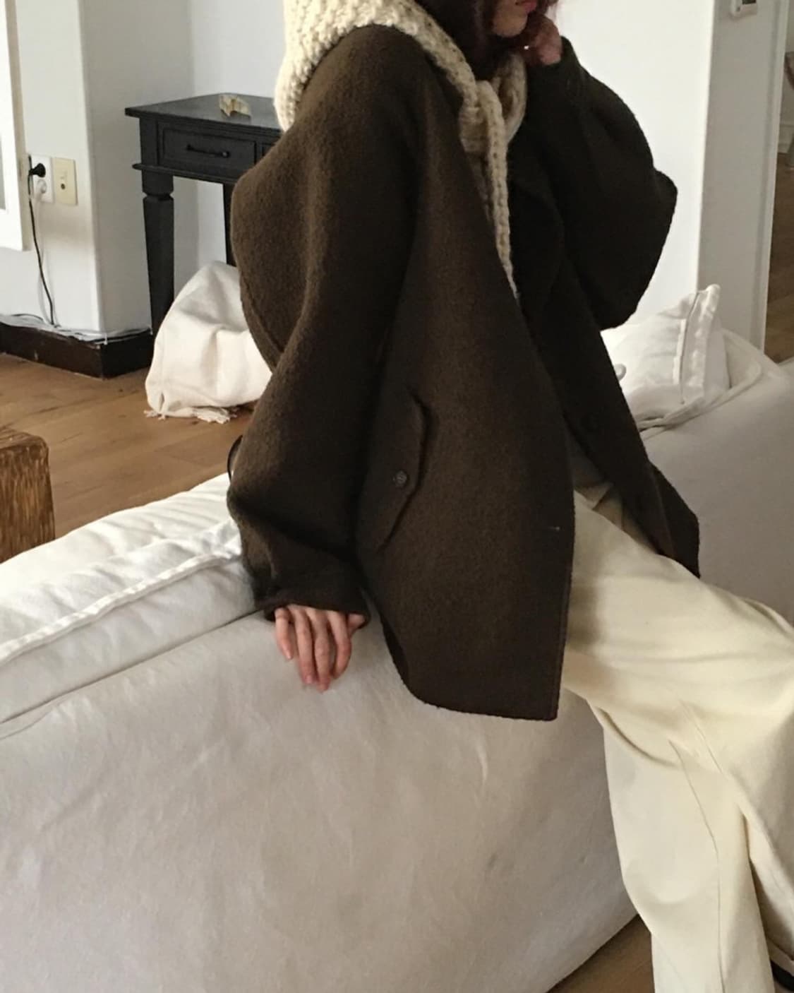 오버테이크 하이넥 알파카 부클 핸드메이드 코트 (네이비) 상품이미지5