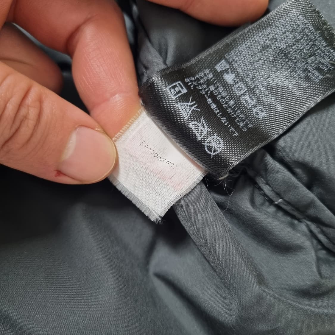 노스페이스 눕시 700 무광블랙 패딩 - M 상품이미지10