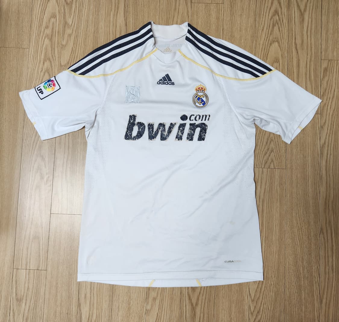 2009-2010 레알마드리드 홈 경기 유니폼 (E84352) 100 상품이미지1