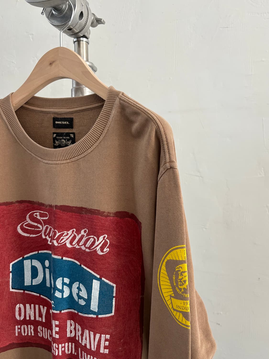 Diesel 디젤 브라운 그래픽 맨투맨 상품이미지6