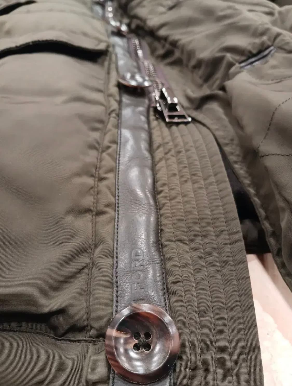 TOM FORD DOWN PUFF COAT FOX FUR HOOD 상품이미지5