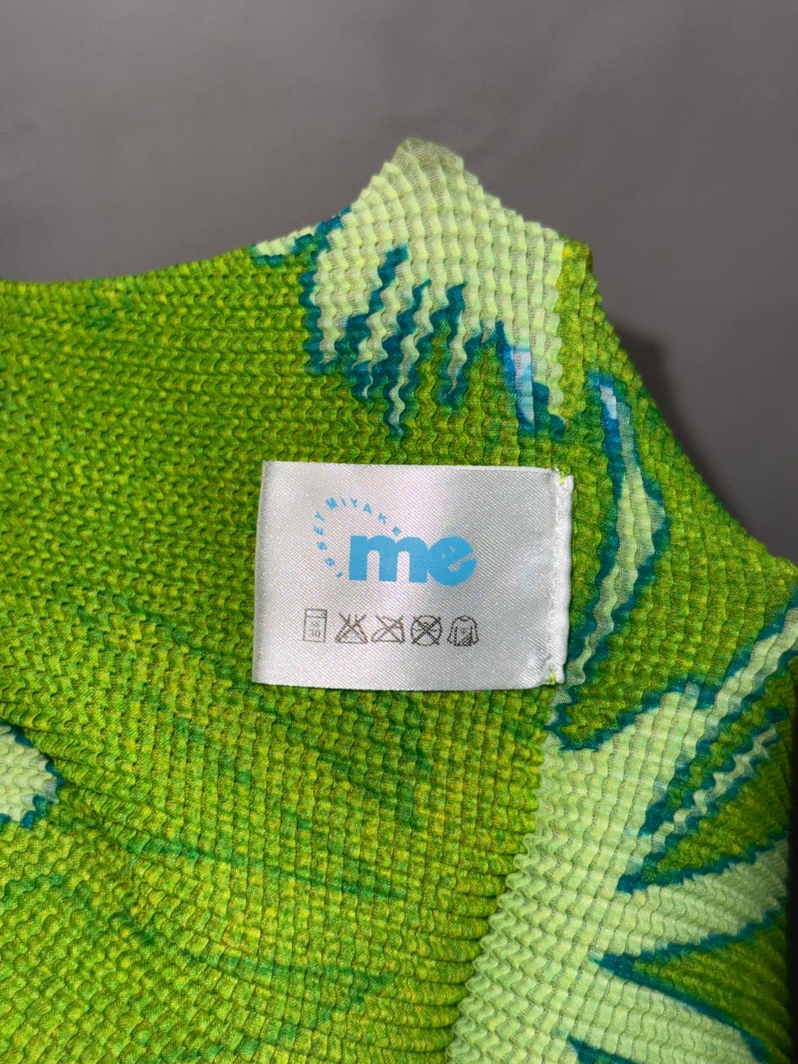 ISSEY MIYAKE Me printed stretch pleats t 상품이미지9