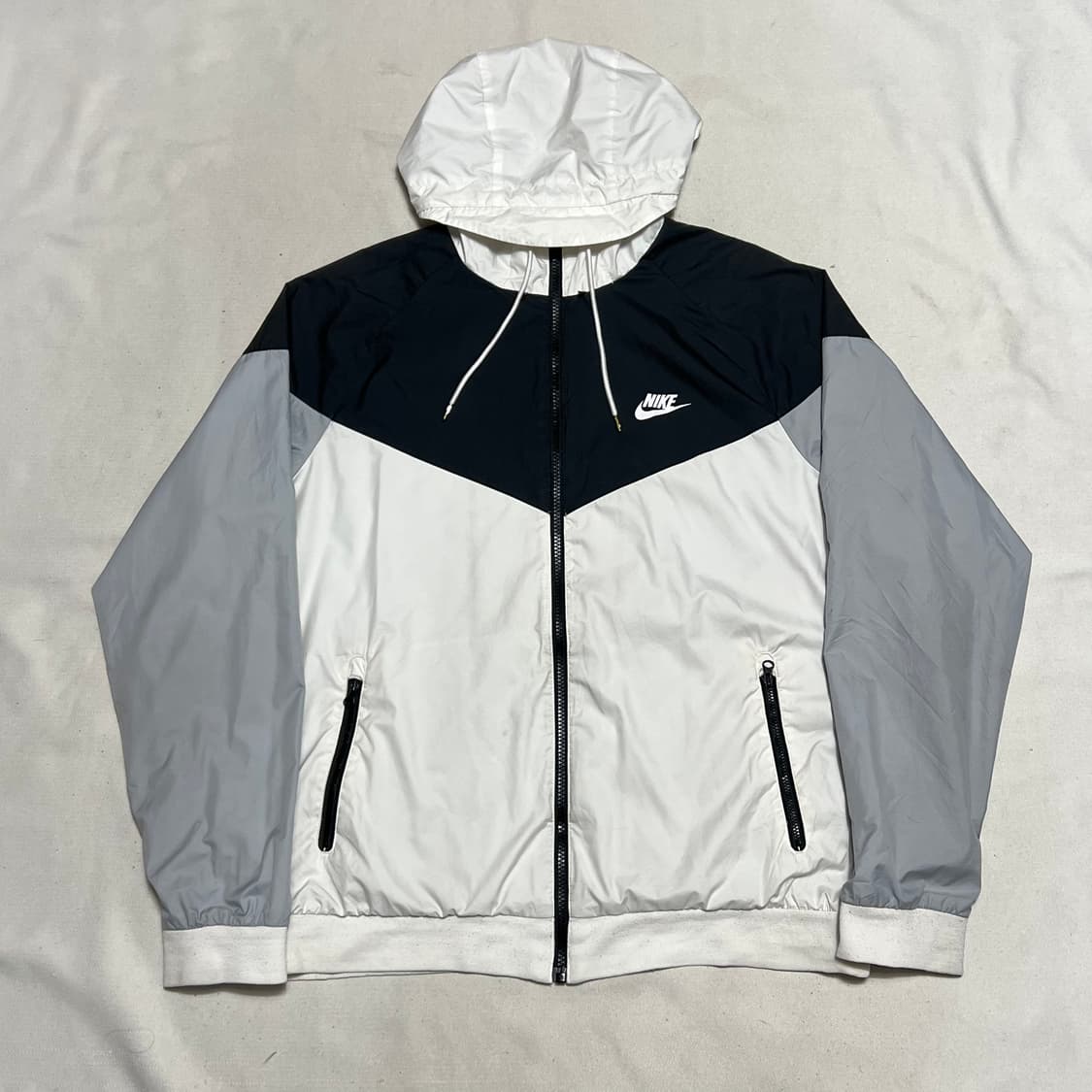 XL 나이키 퓨츄라 윈드브레이커 바람막이 상품이미지2