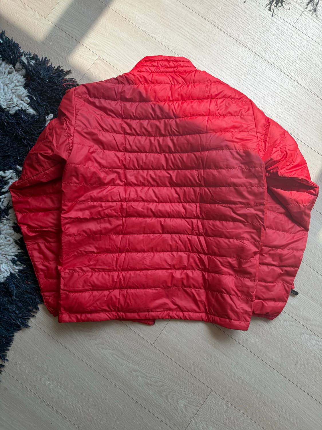 [M] 파타고니아 빈티지 경량패딩 레드 상품이미지4