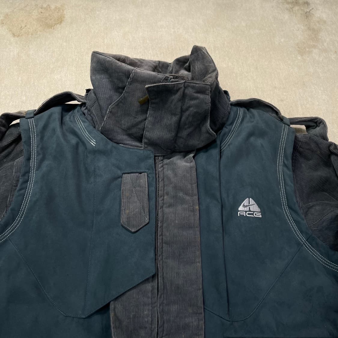 105 나이키 acg 코듀로이 스웨이드 점퍼 상품이미지3